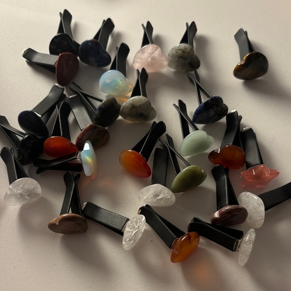 Assorted 4 PACK Genuine Crystal Vent Clips